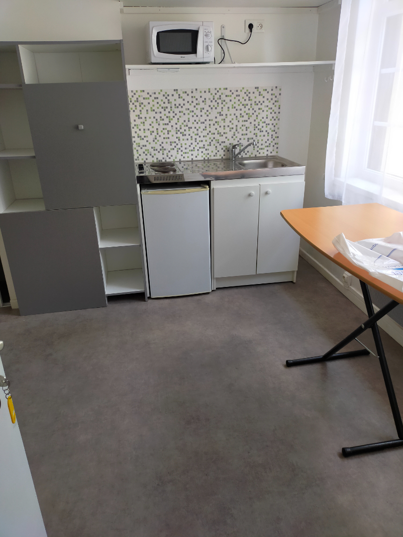 Location : appartement F1 (16 m²) à DOUAI