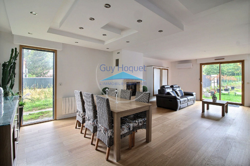 "EXCLUSIVITE" Pavillon individuel de 160 m² en semi plain-pied.