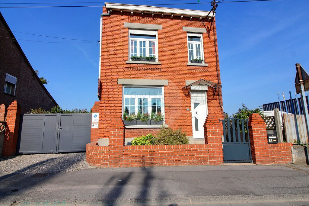 Maison individuelle grands volumes 4 chambres