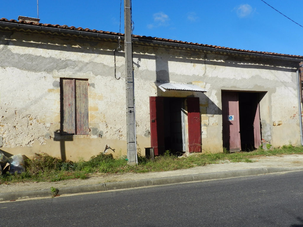 À vendre à SAINT SELVE (33650), maison d'environ 75 m².
