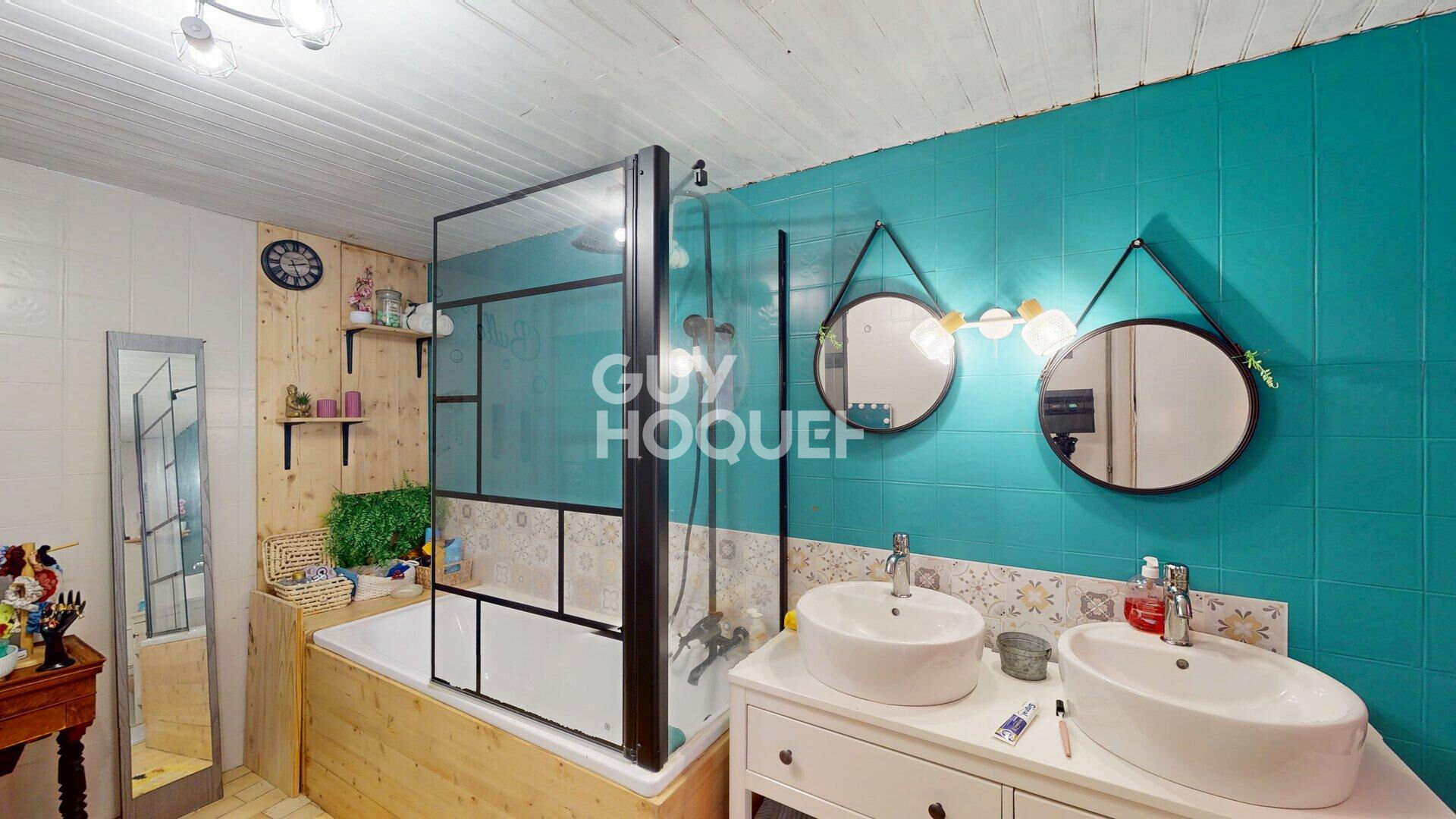 Maison - garage - grand jardin