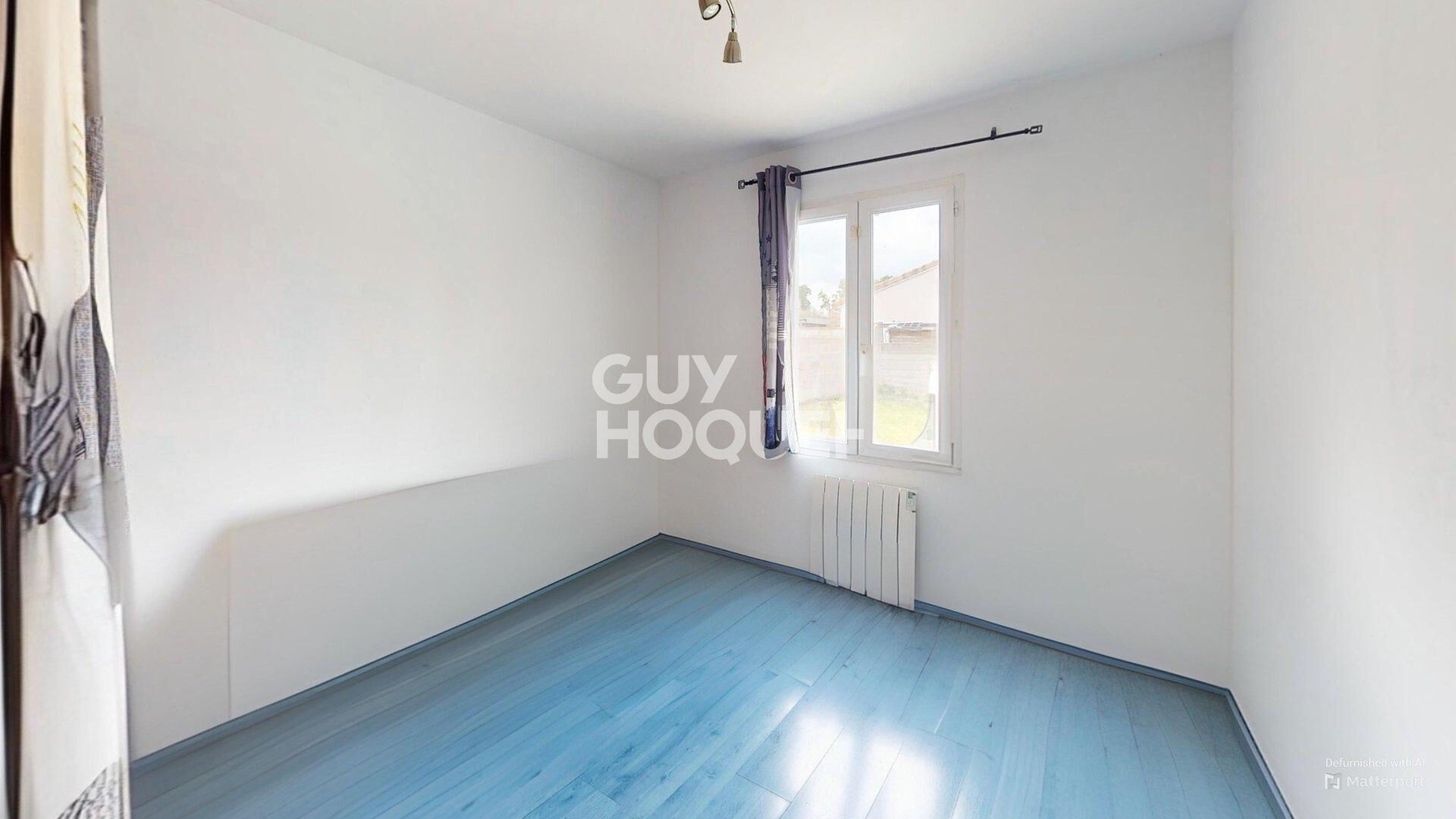 Plain pied, 4 chambres, piscine, au calme