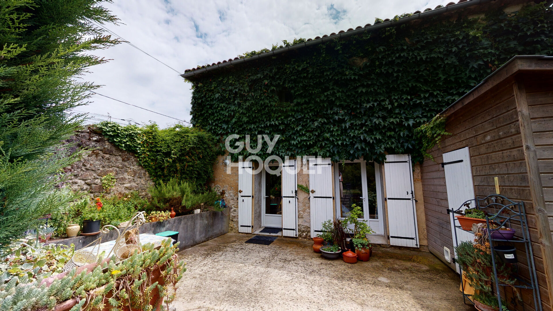 Maison  4 pièces  84m2 proche Cadillac.