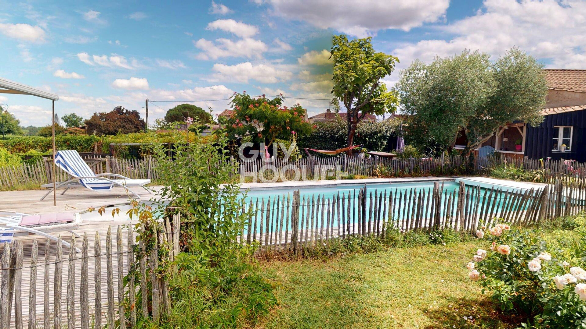 Maison en pierre, piscine, garage