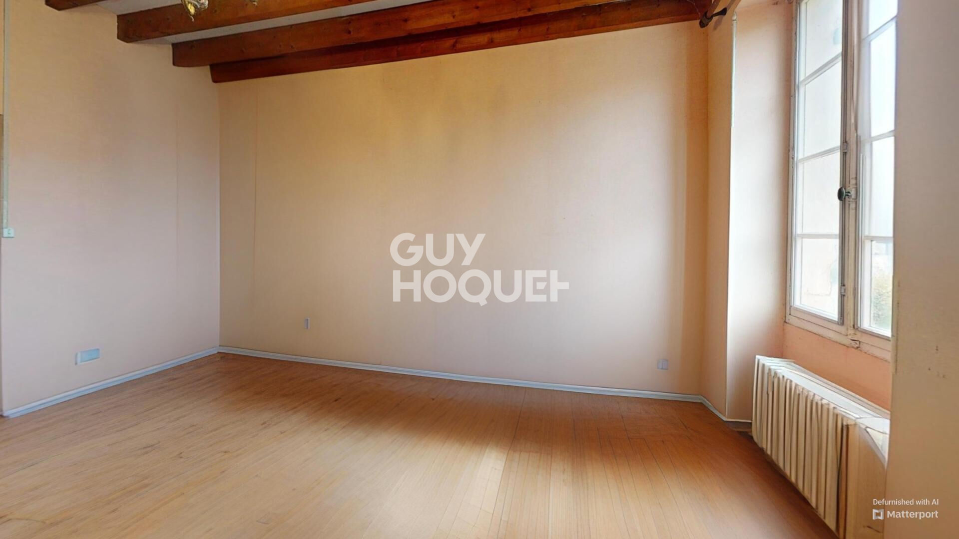 Maison à renover, sur grand terrain de 1100 m2