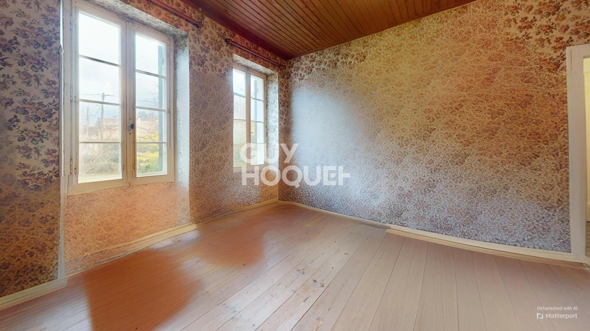 Maison à renover, sur grand terrain de 1100 m2