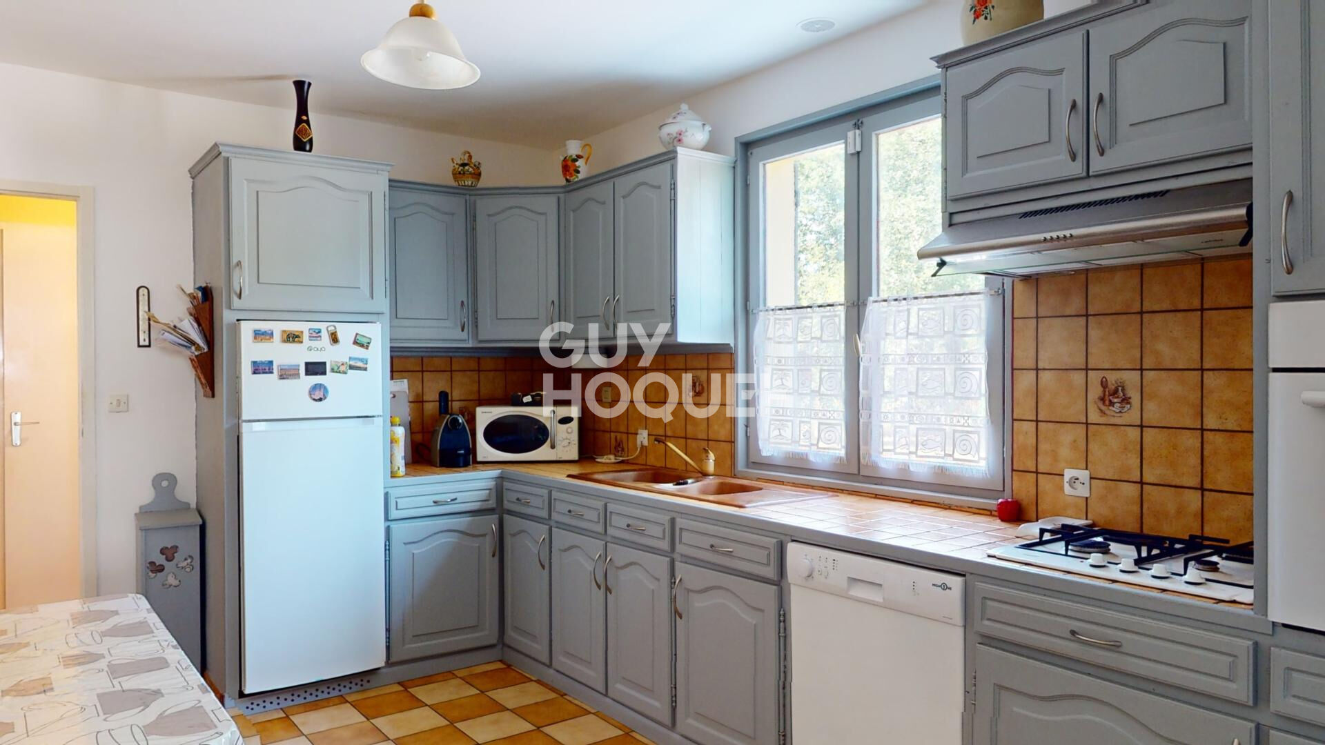 Maison de plain pied, 4 chambres, garage