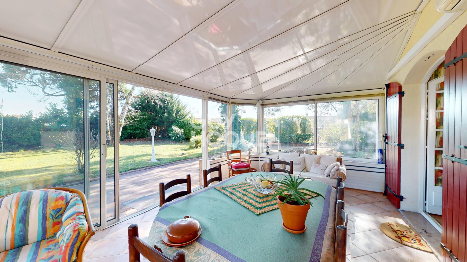 Maison plain pied, 4 chambres, garage, au calme