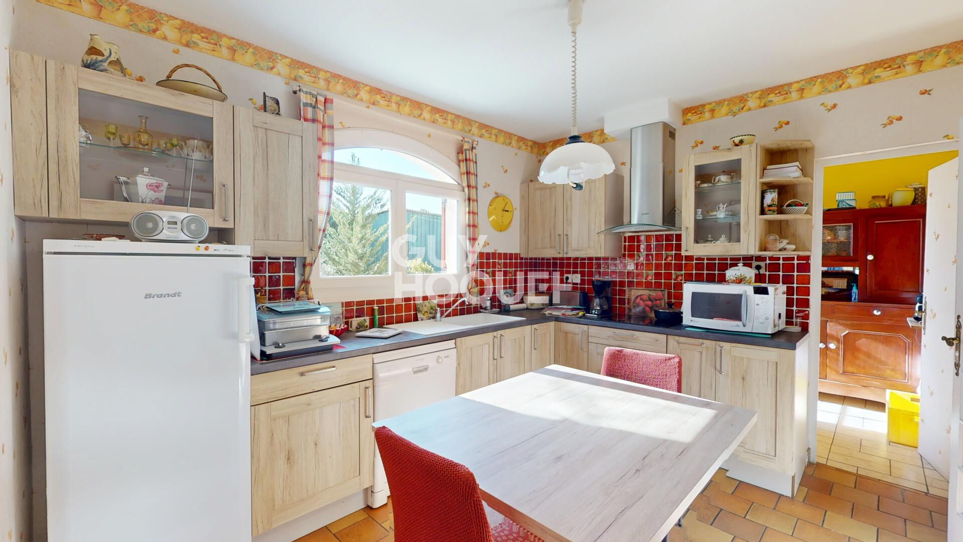 Maison plain pied, 4 chambres, garage, au calme