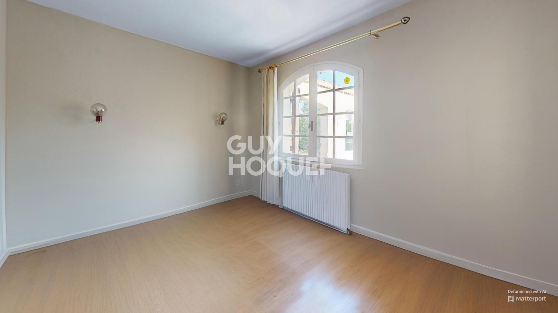 Maison plain pied, 4 chambres, garage, au calme