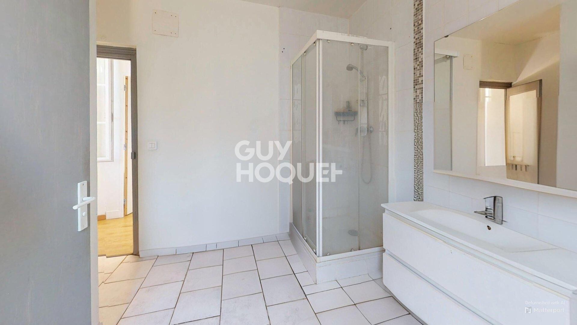 Immeuble de rapport A VENDRE à PODENSAC