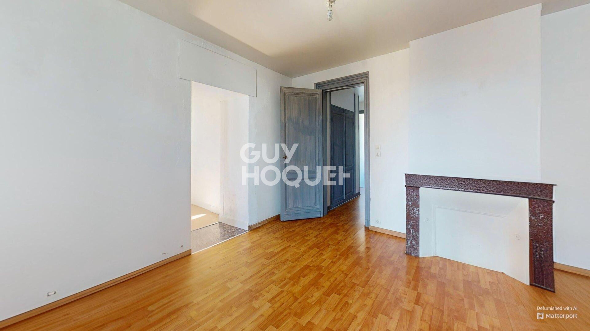 Immeuble de rapport A VENDRE à PODENSAC