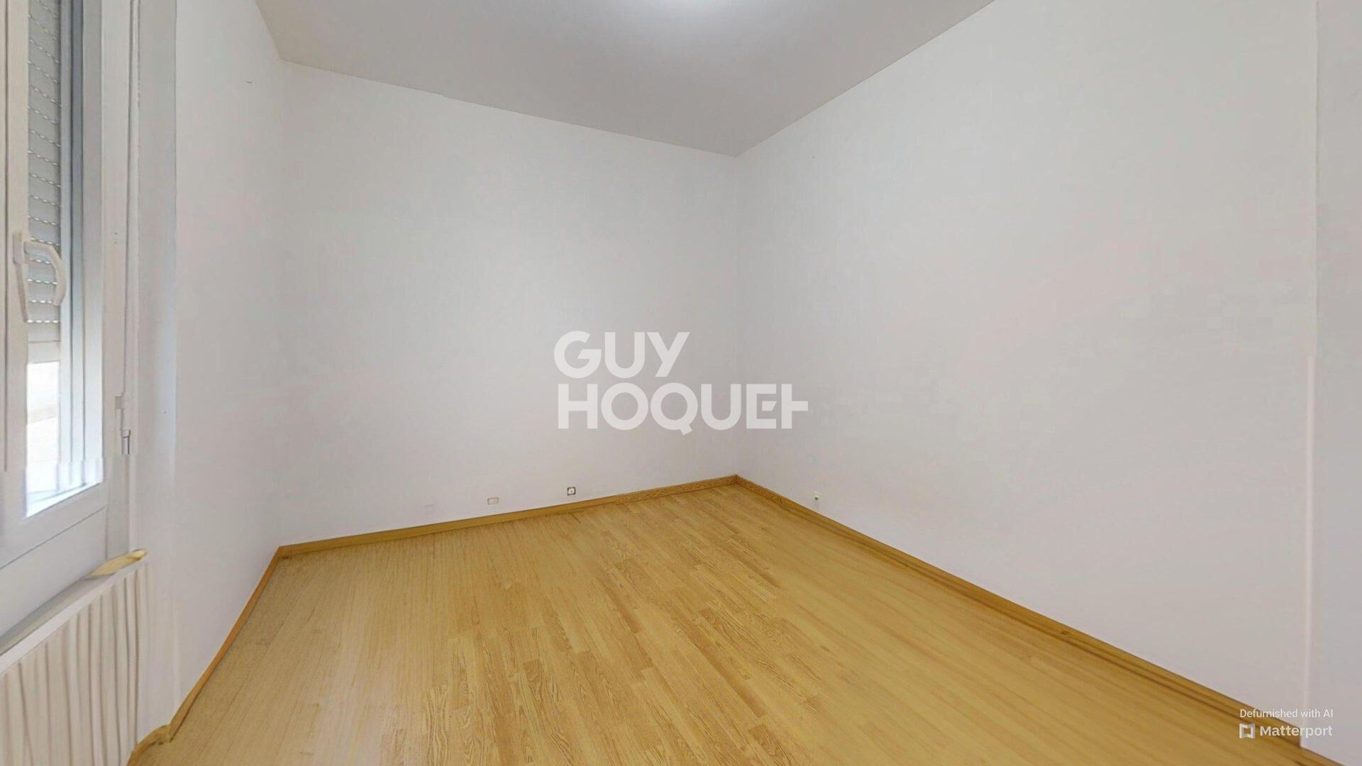 Immeuble de rapport A VENDRE à PODENSAC