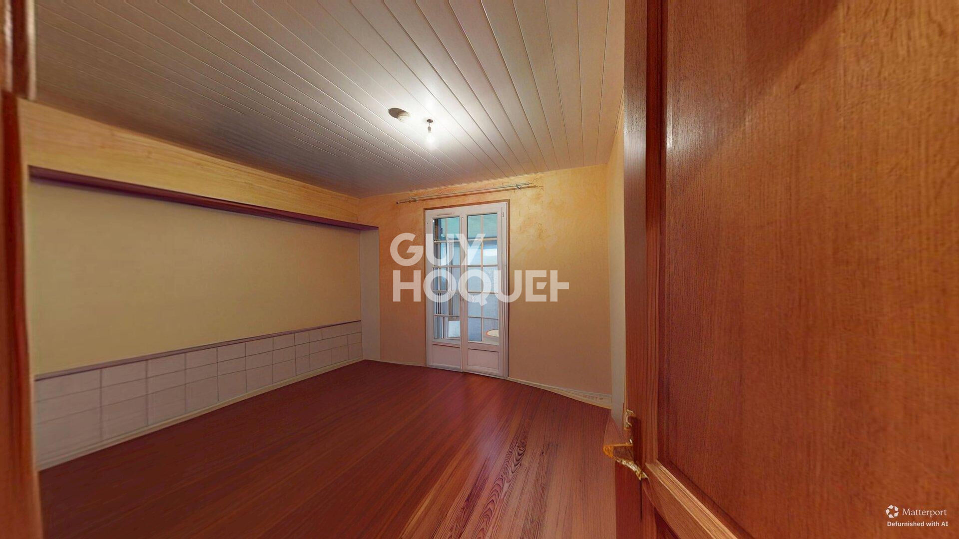 Maison 4 pièces à vendre au  Calme avec grand garage