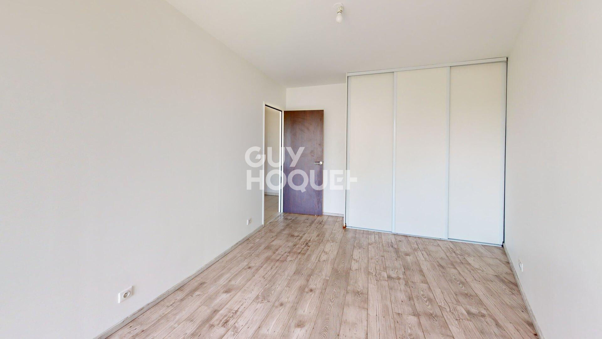 Appartement récent T4 centre ville, au calme
