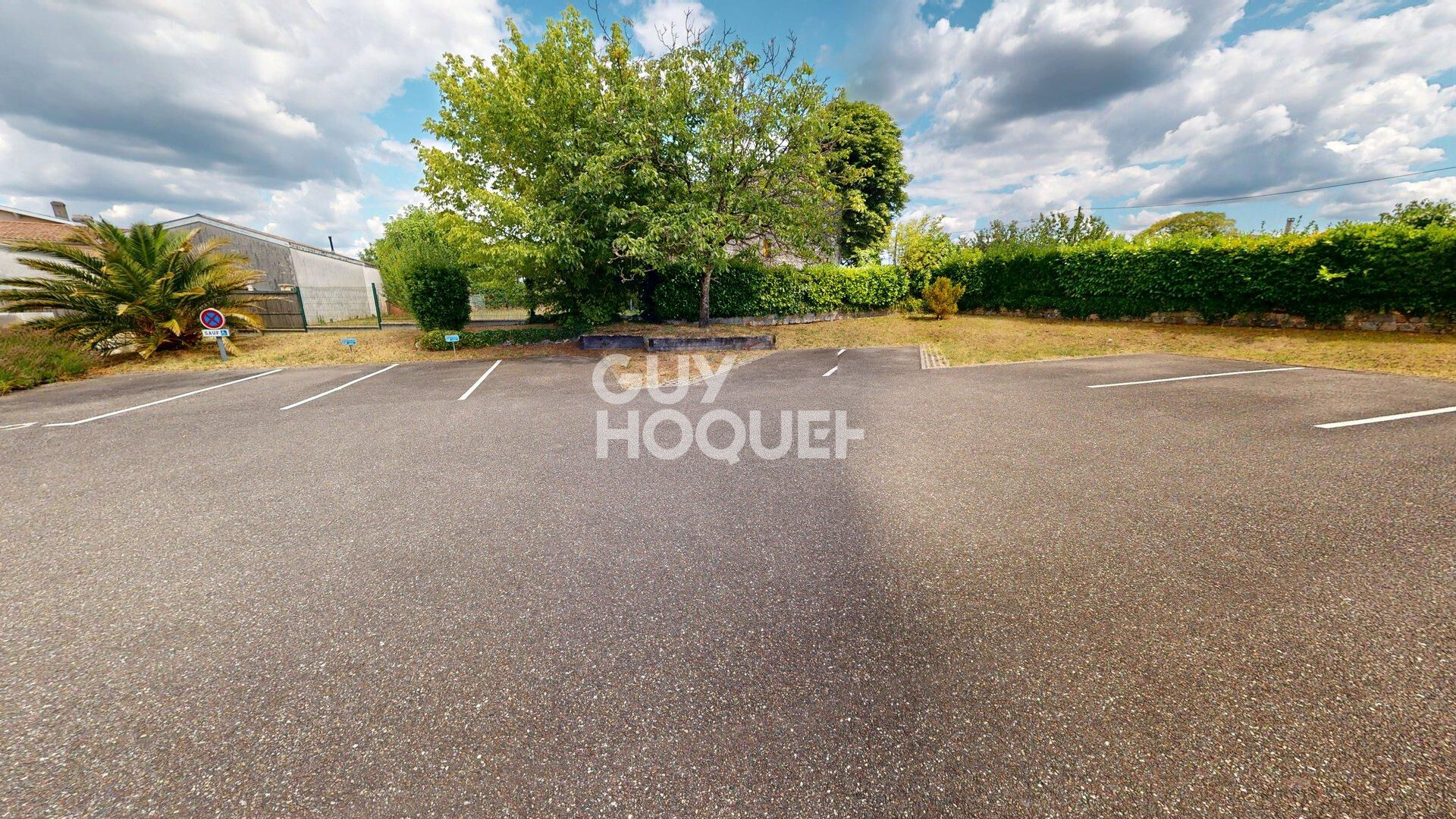 Bureaux Castres Gironde 97 m2