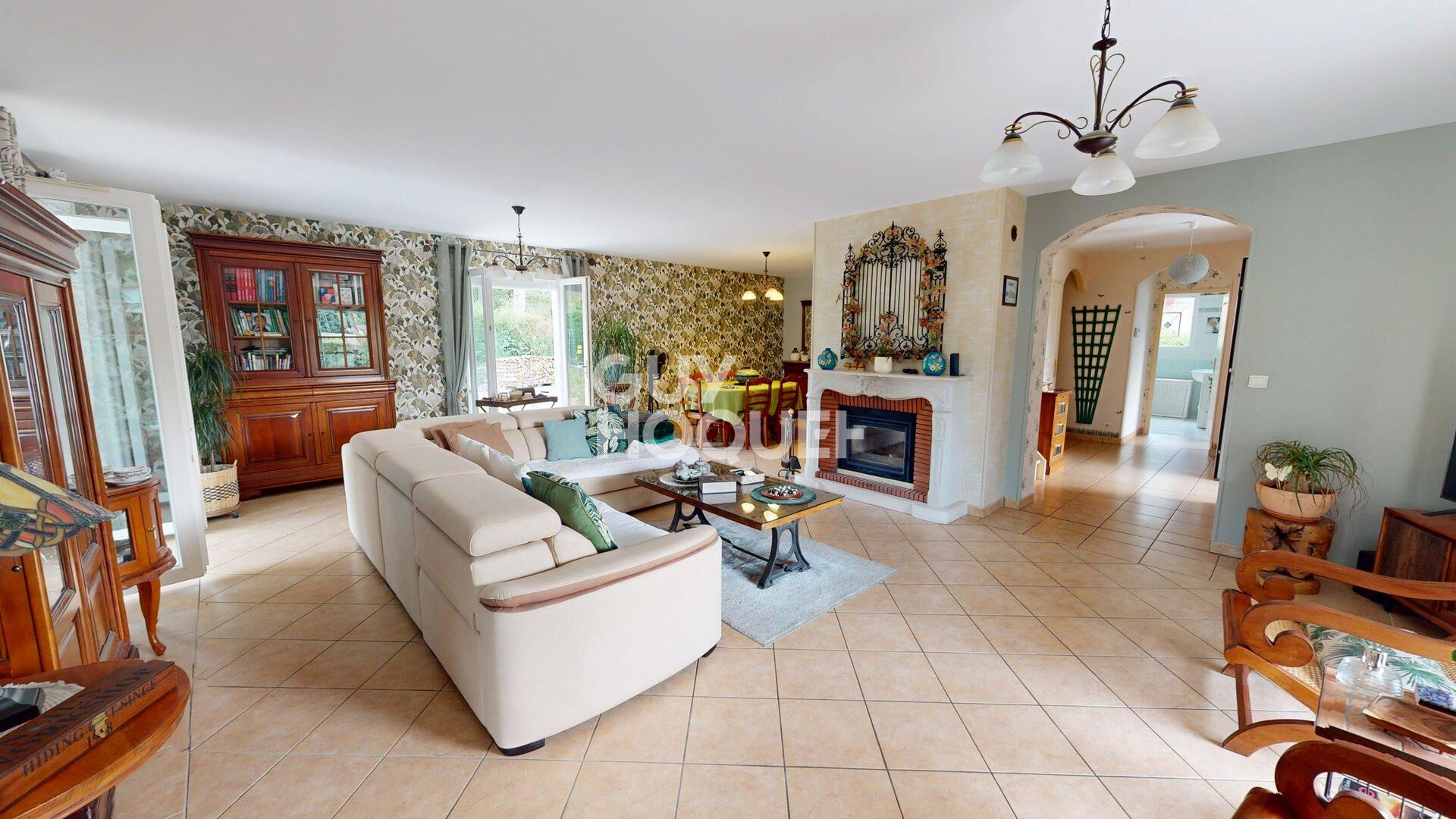 Maison à Vendre Piscine, Garage, Cave