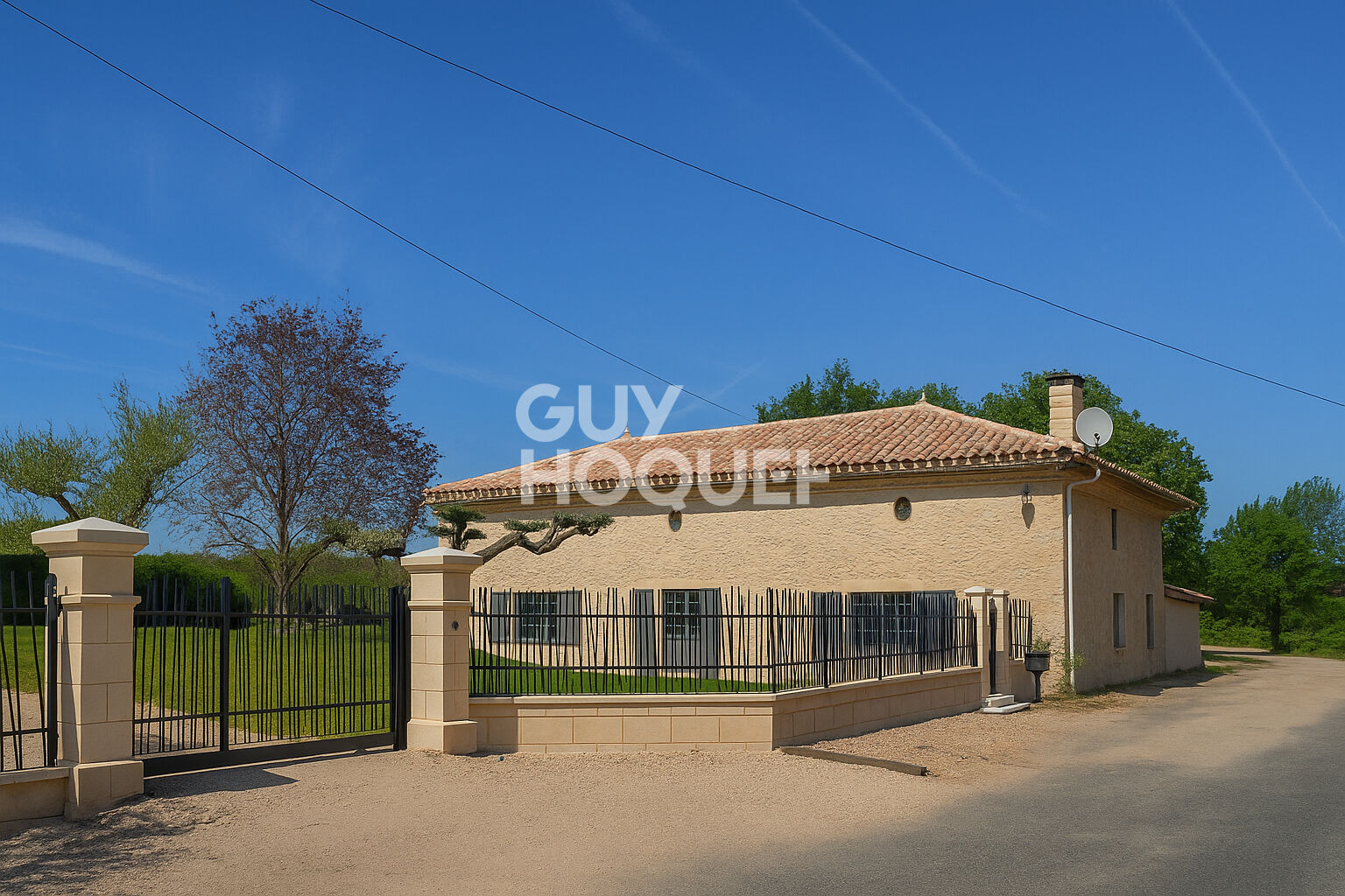 Proche TARGON maison à louer 4 chambres  230 m2