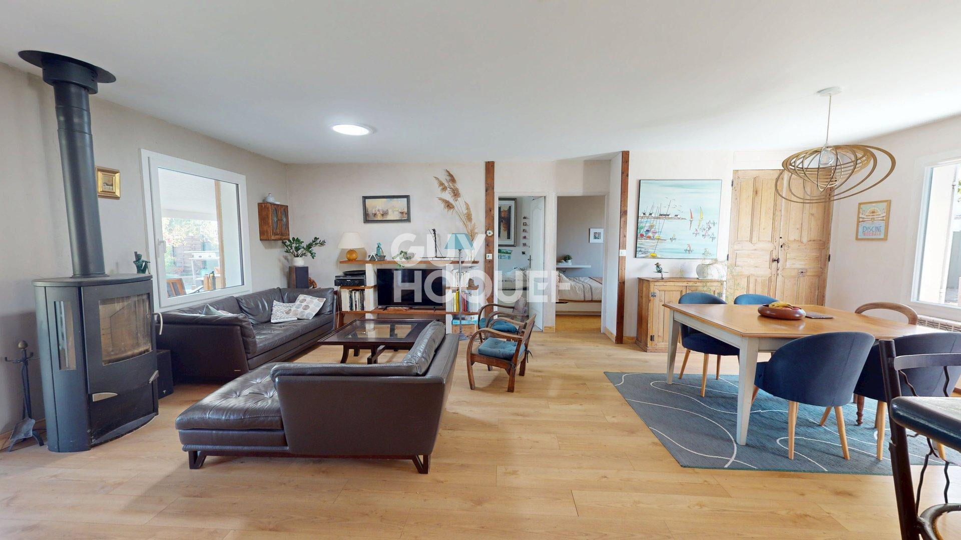 À découvrir à Beautiran ? Maison familiale de plain-pied avec piscine