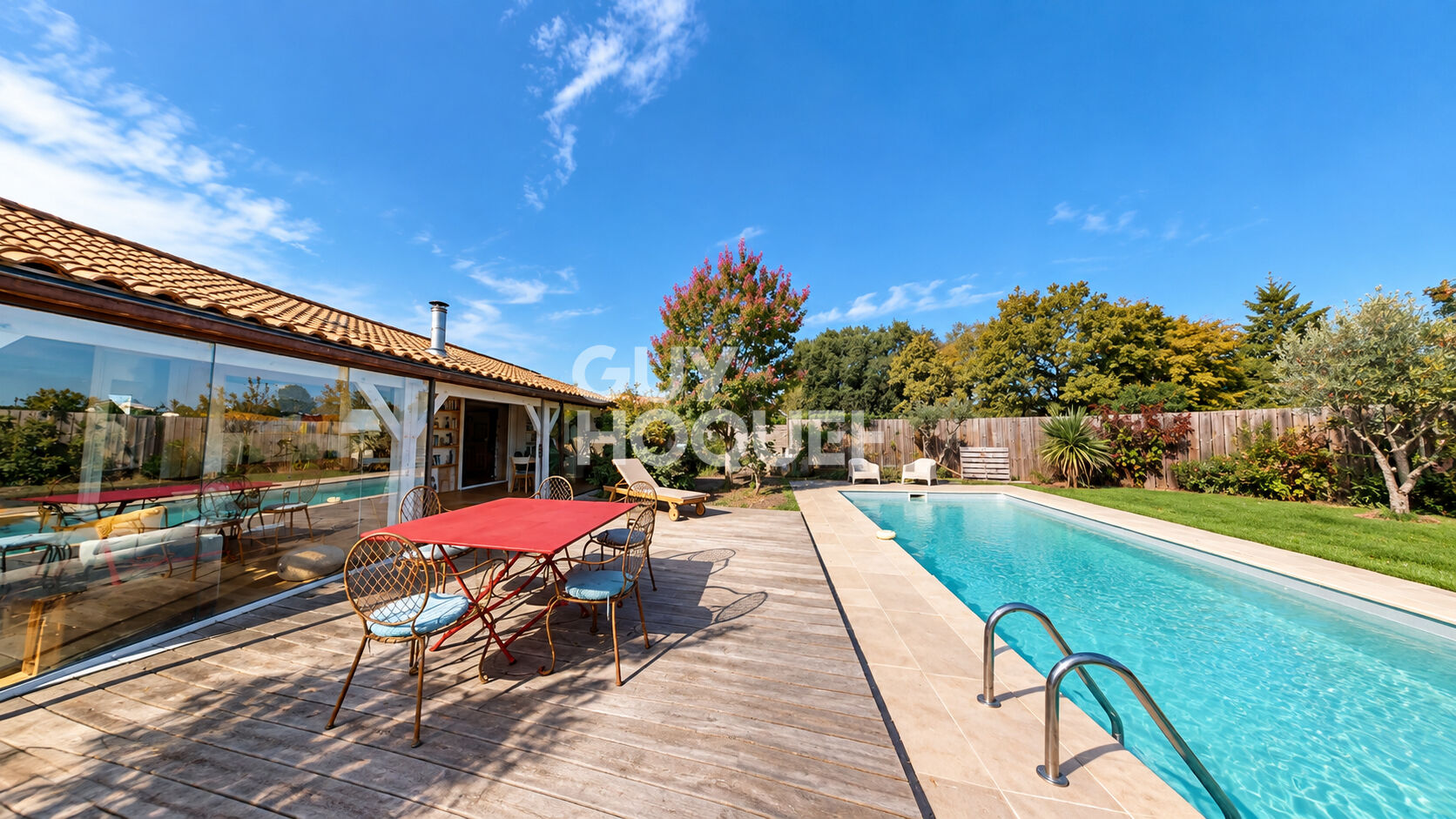 À découvrir à Beautiran ? Maison familiale de plain-pied avec piscine