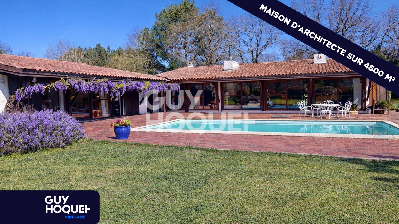 À Saint-Selve, cette Maison d'Architecte esprit bassin coche toutes les cases...