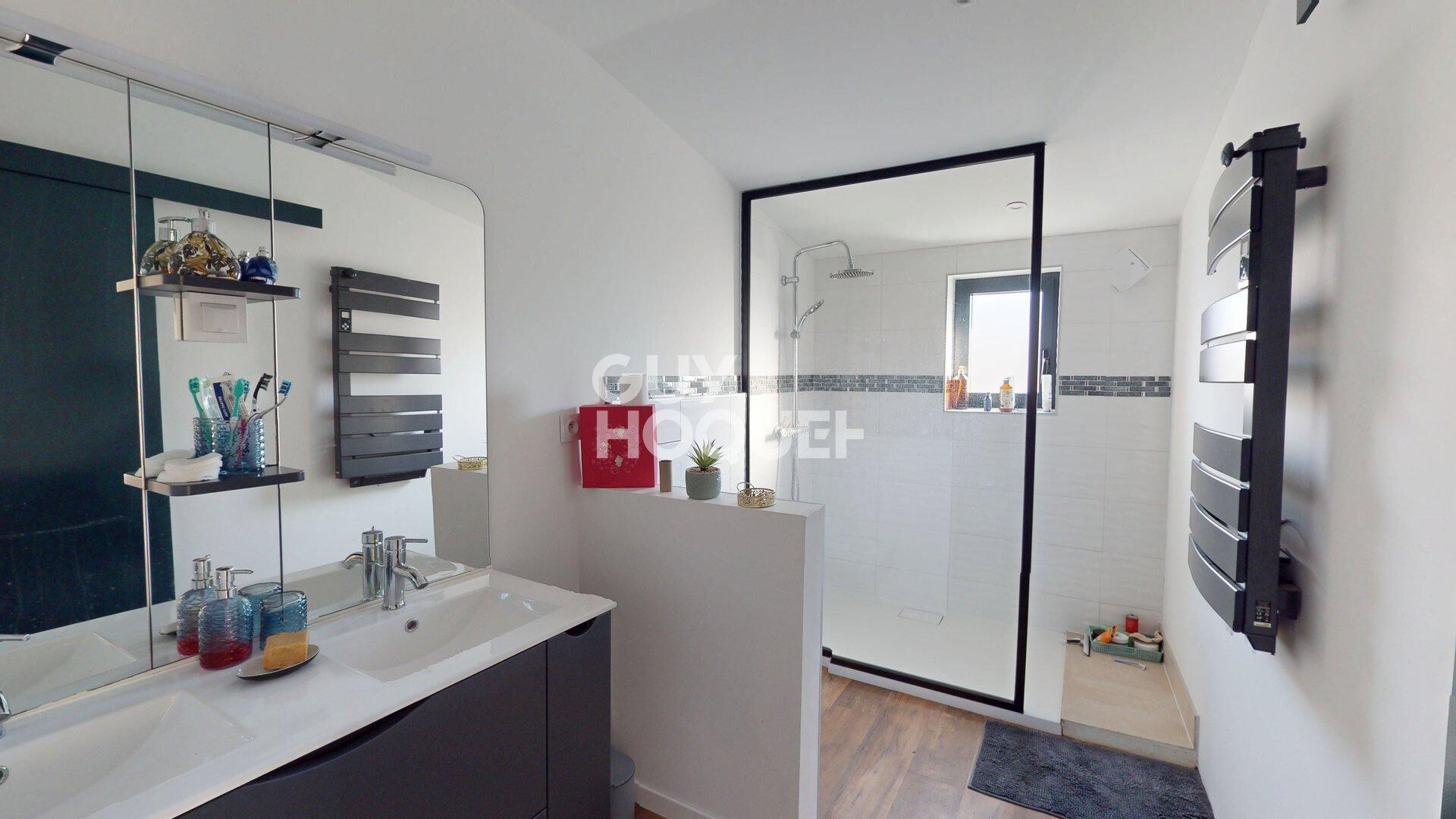 Deux maisons rénovées !