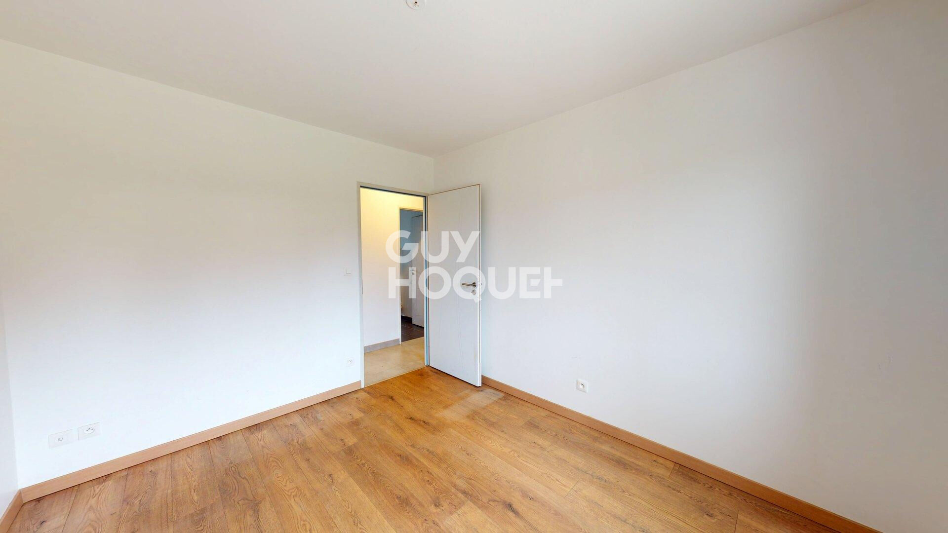 À vendre  Maison plain-pied  Secteur calme