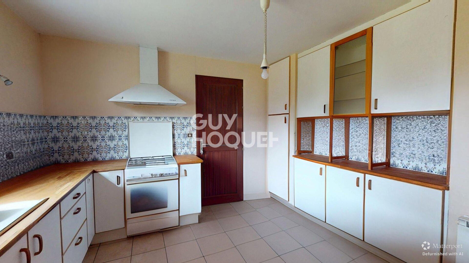 Maison de plain pied, garage, au calme