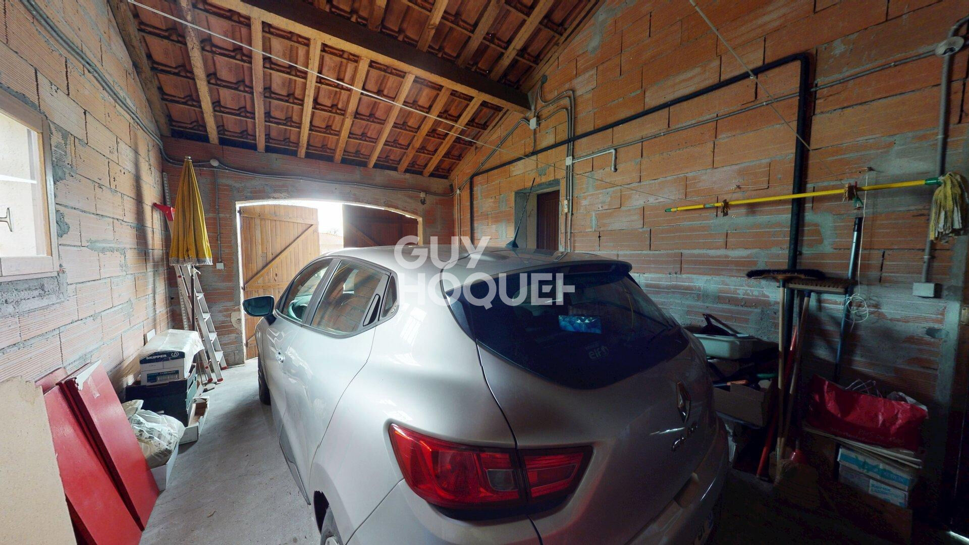 Maison de plain pied, garage, au calme