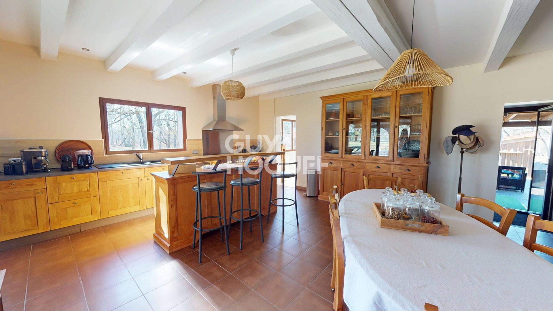 MAISON A VENDRE DANS UN CADRE EXCEPTIONNEL !