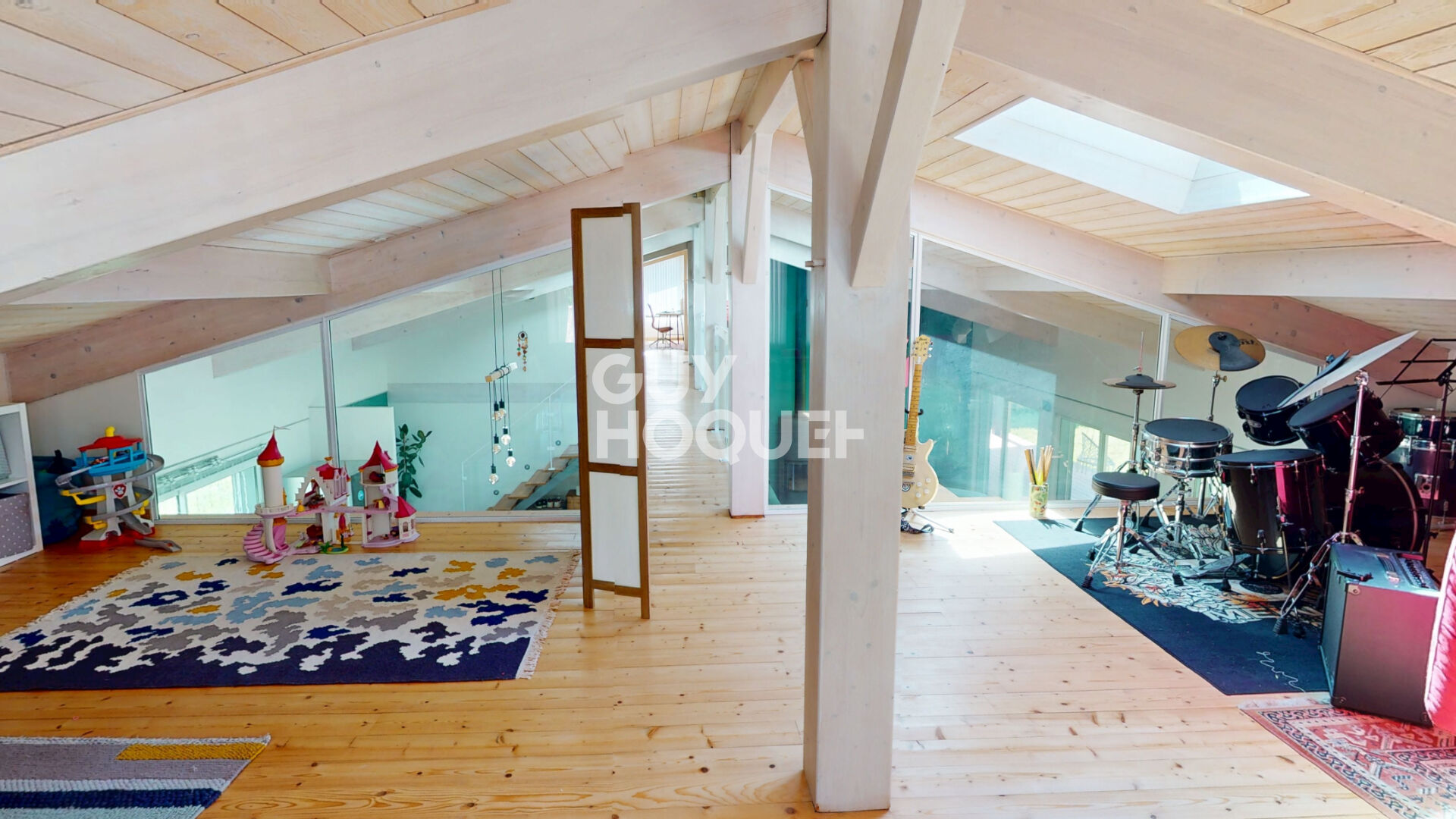 Villa d'exception, 4 chambres, 2 bureaux, au calme