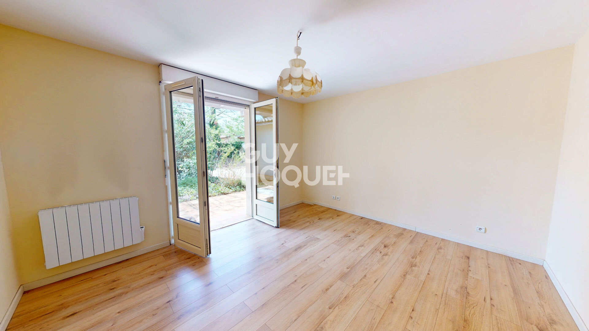 Maison de plain pied, garage, jardin