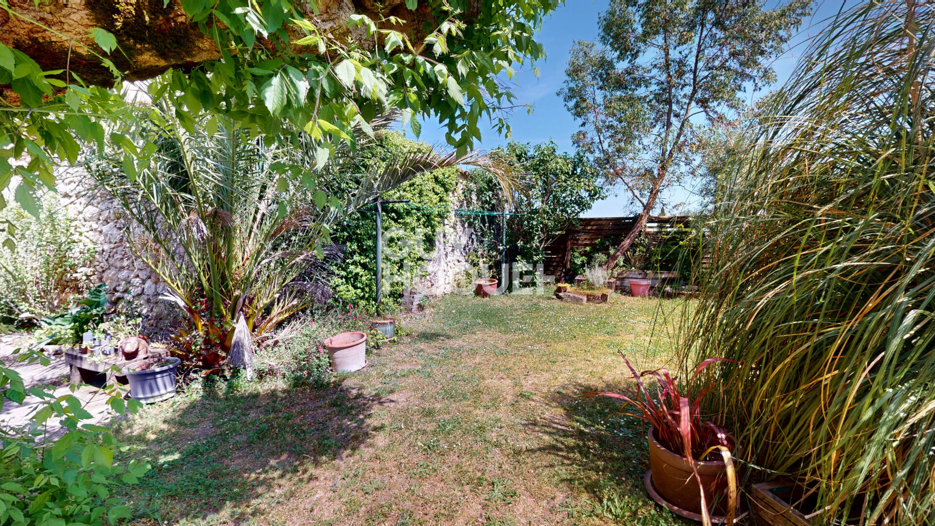 Maison 4 chambres, jardin, dépendance