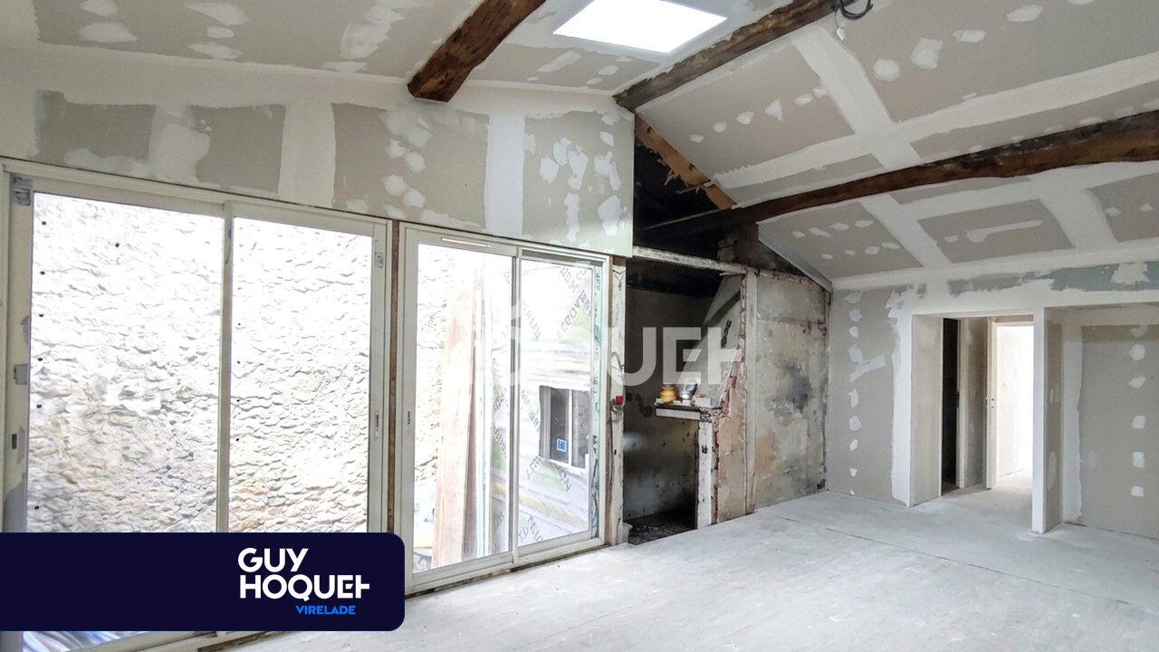 Maison à vendre , patio et garage