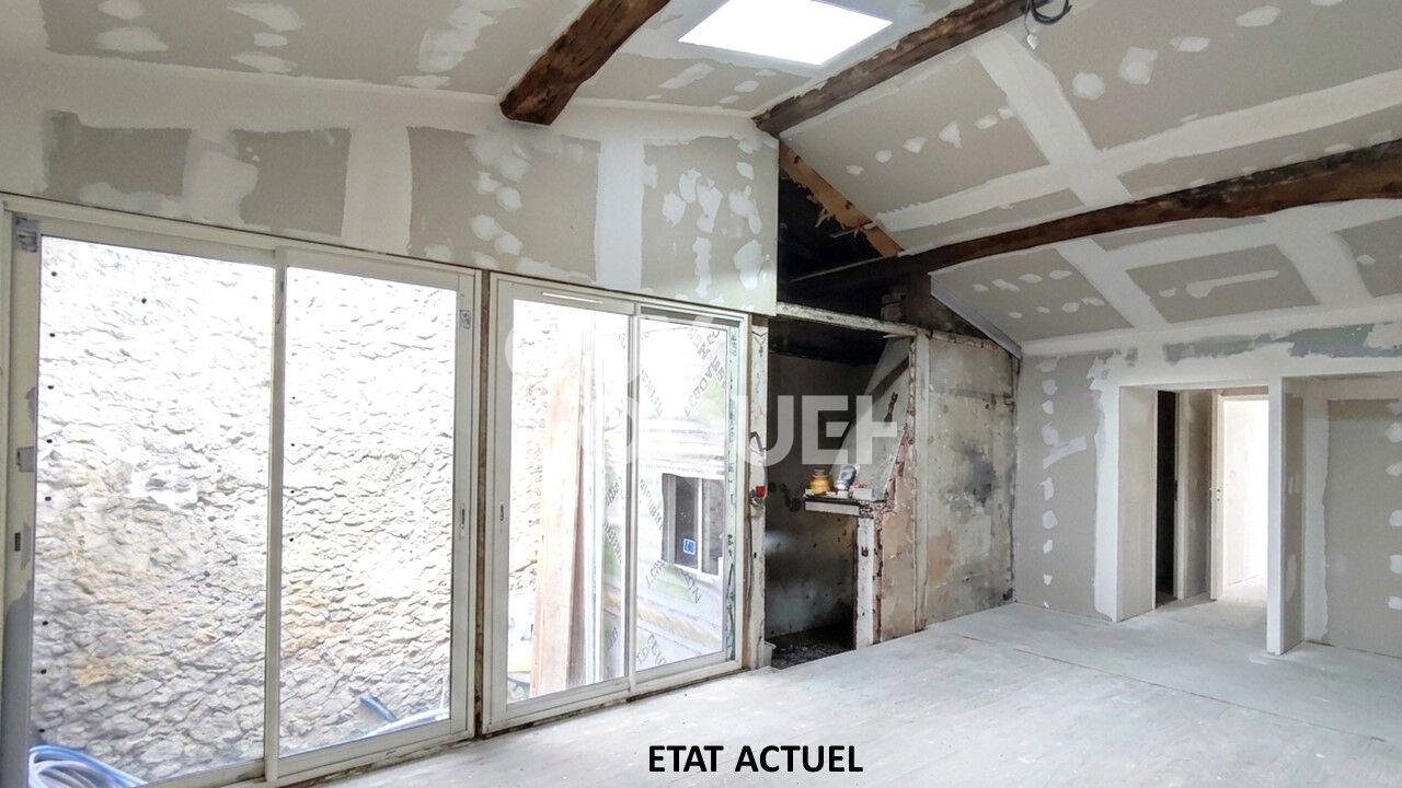 Maison à vendre , patio et garage