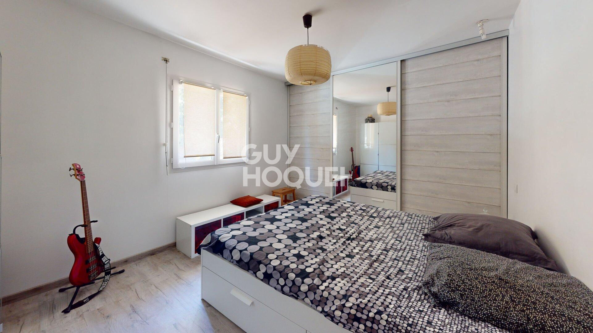 Maison plain pied, au calme, piscine, garage