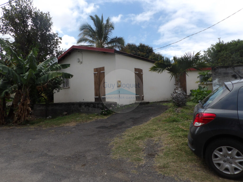 Terrain et maison  à La Rivière Saint Louis