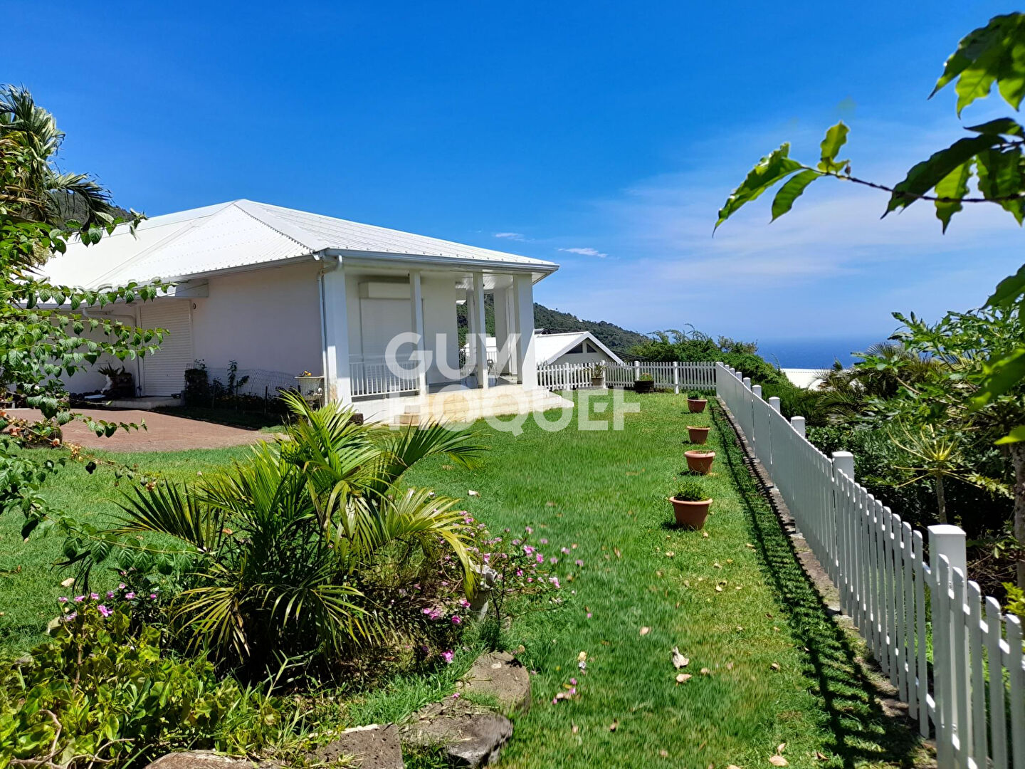 Maison F4 Bellepierre 200m2 hab environ de plain pied