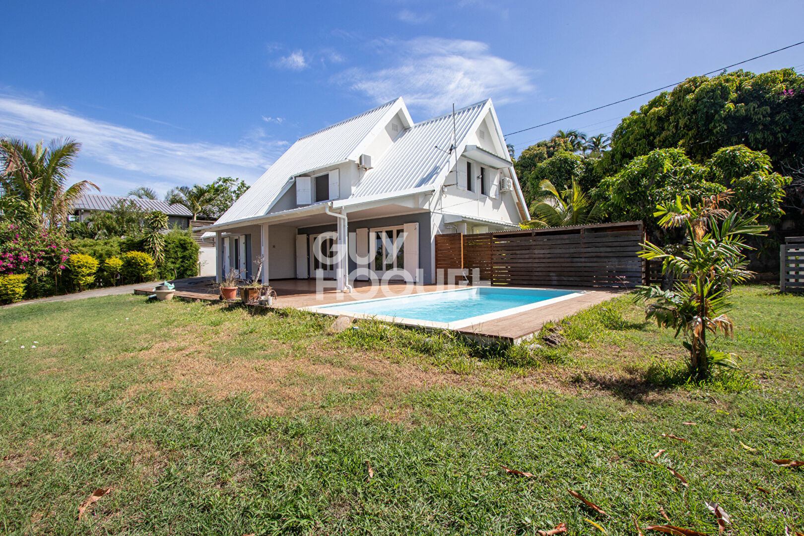 Villa avec Annexe et Studio Saint Gilles Les Bains 9 pièce(s)