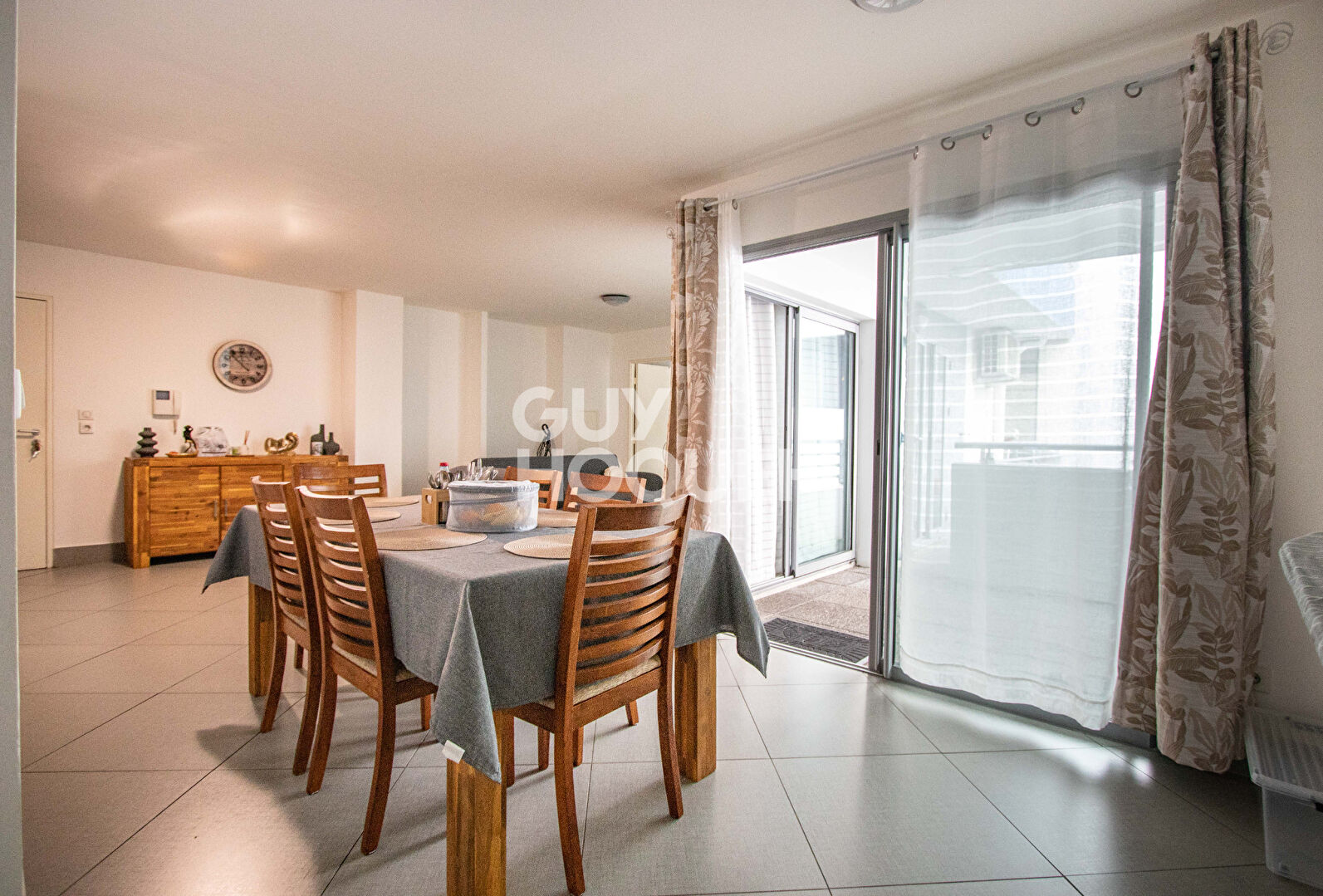 APPRTEMENT T3 - SAINT CLOTILDE