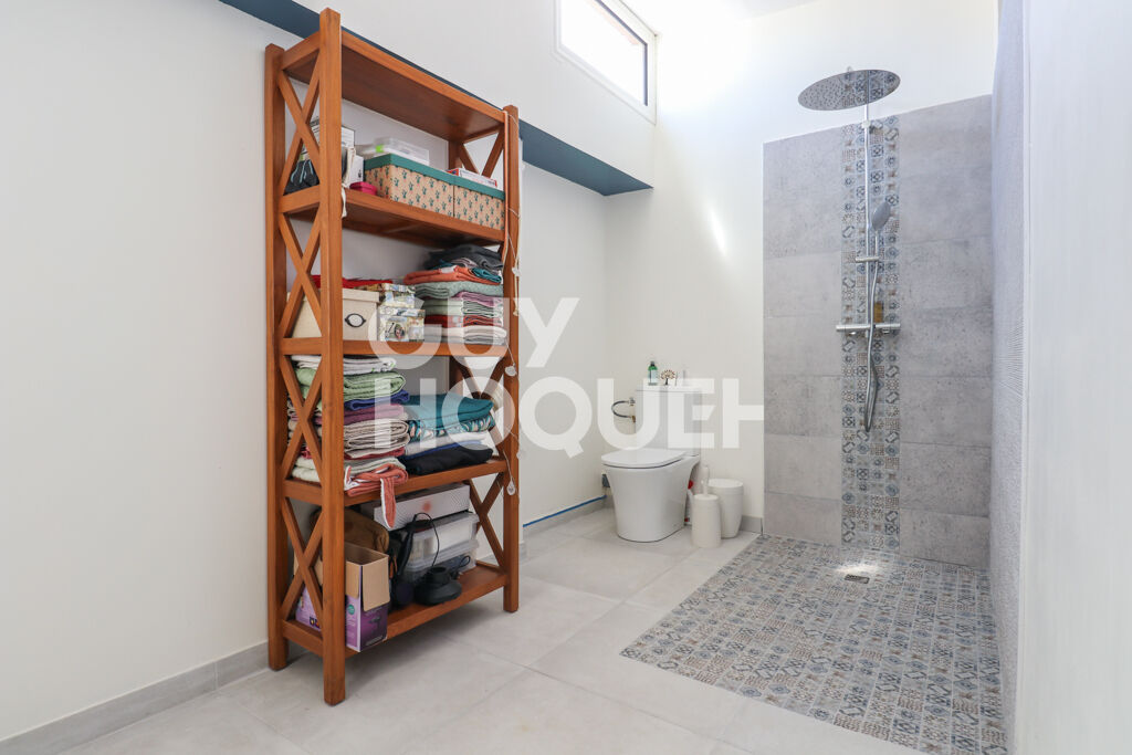 PROPRIETE - 220m2 - GUY HOQUET