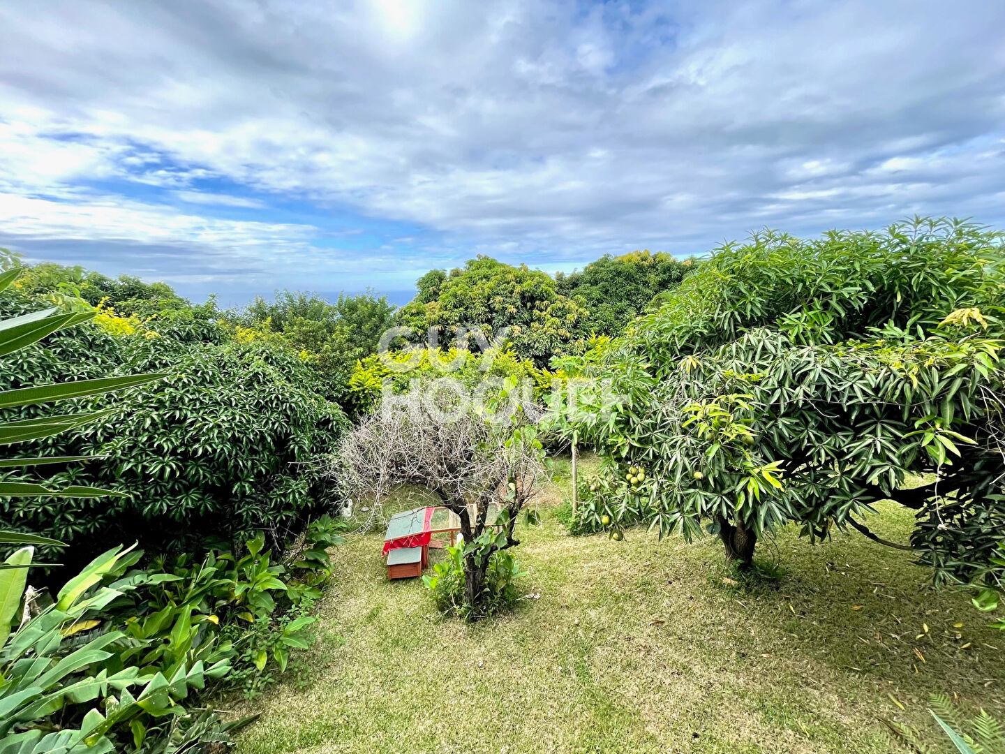 Maison F4 sur terrain de 1282 m² Les Avirons vue mer