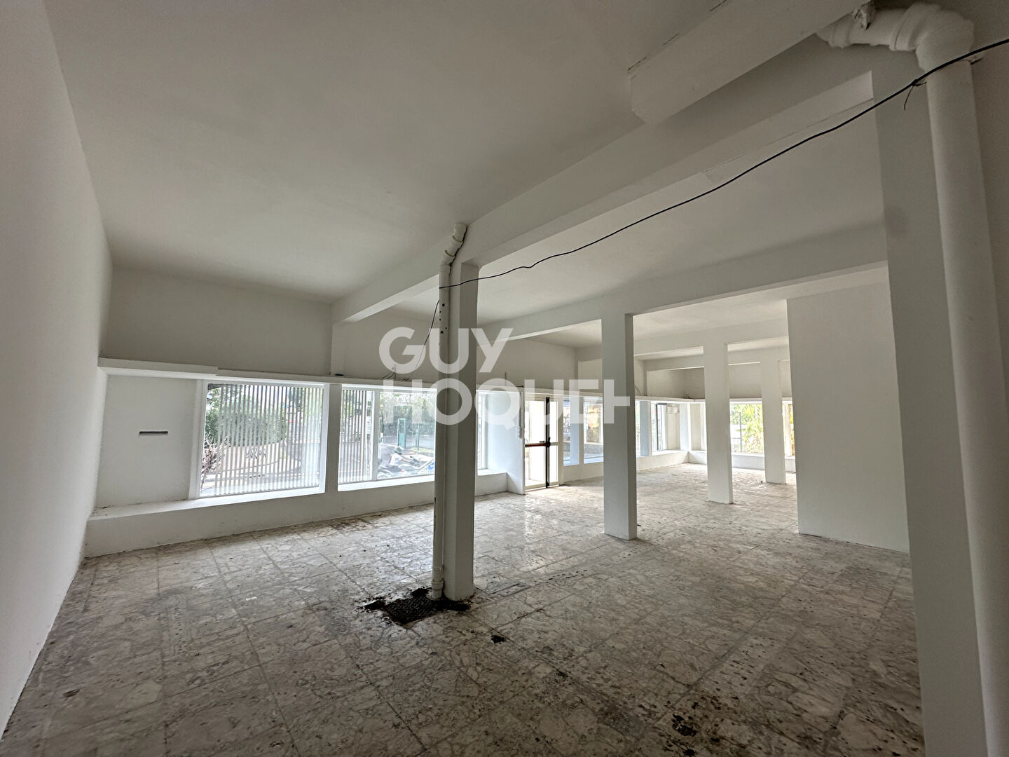 Local commercial - Proche  centre agglomération