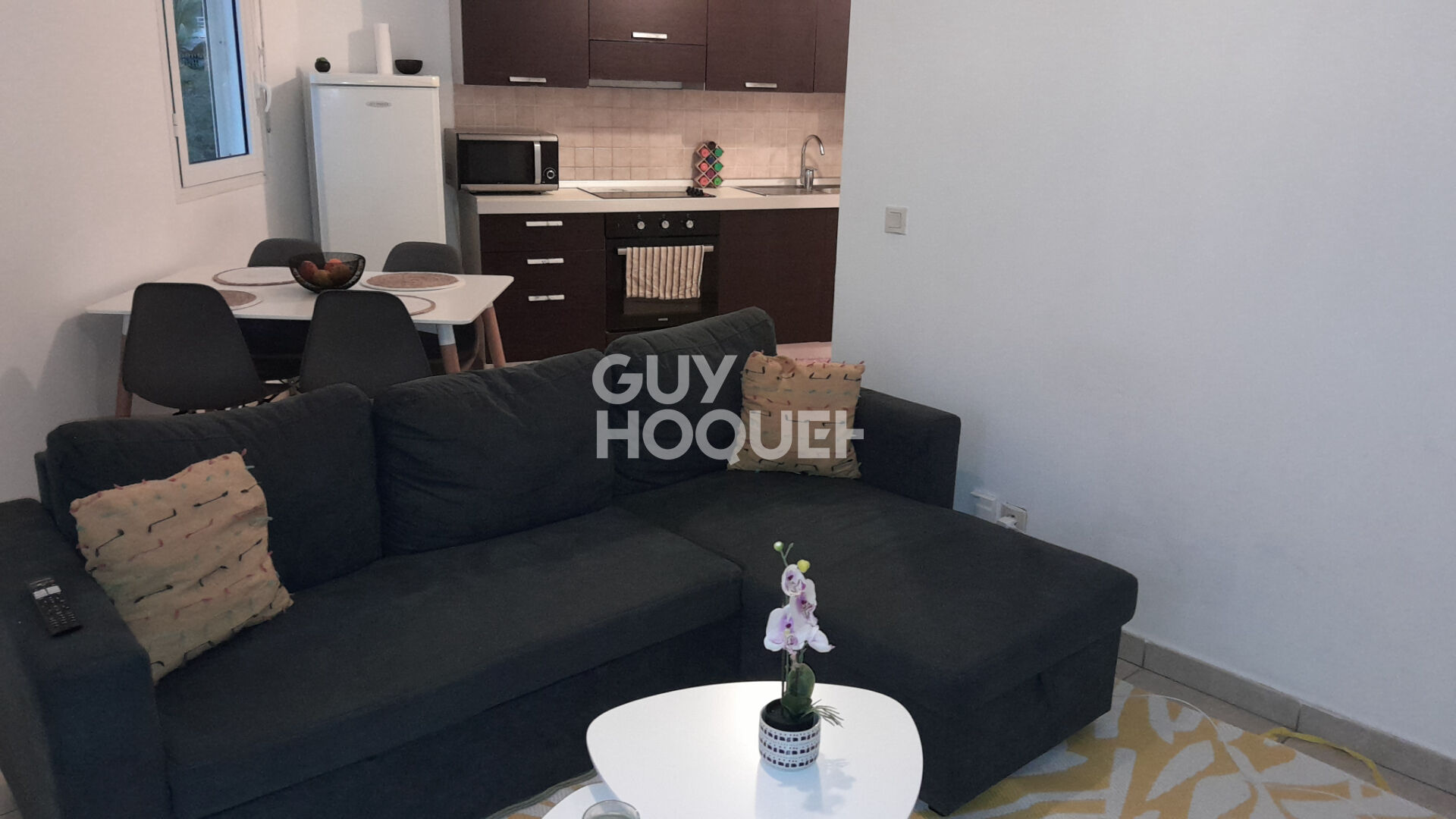 T2 A VENDRE  A BDN STE CLOTILDE