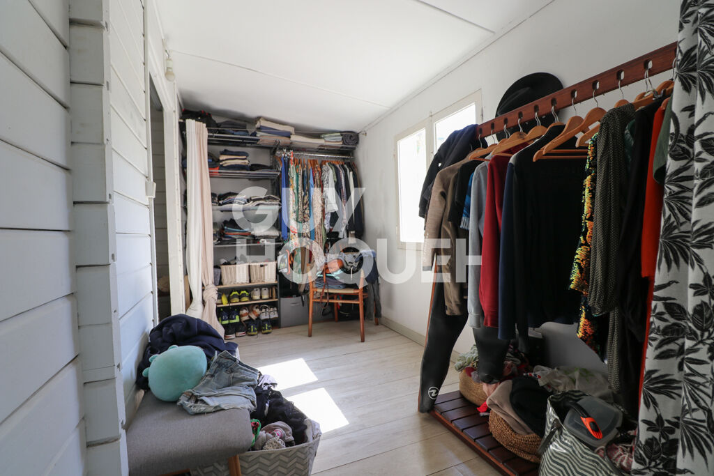 MAISON AVEC ACCÉS PRIVATIF À LA PLAGE