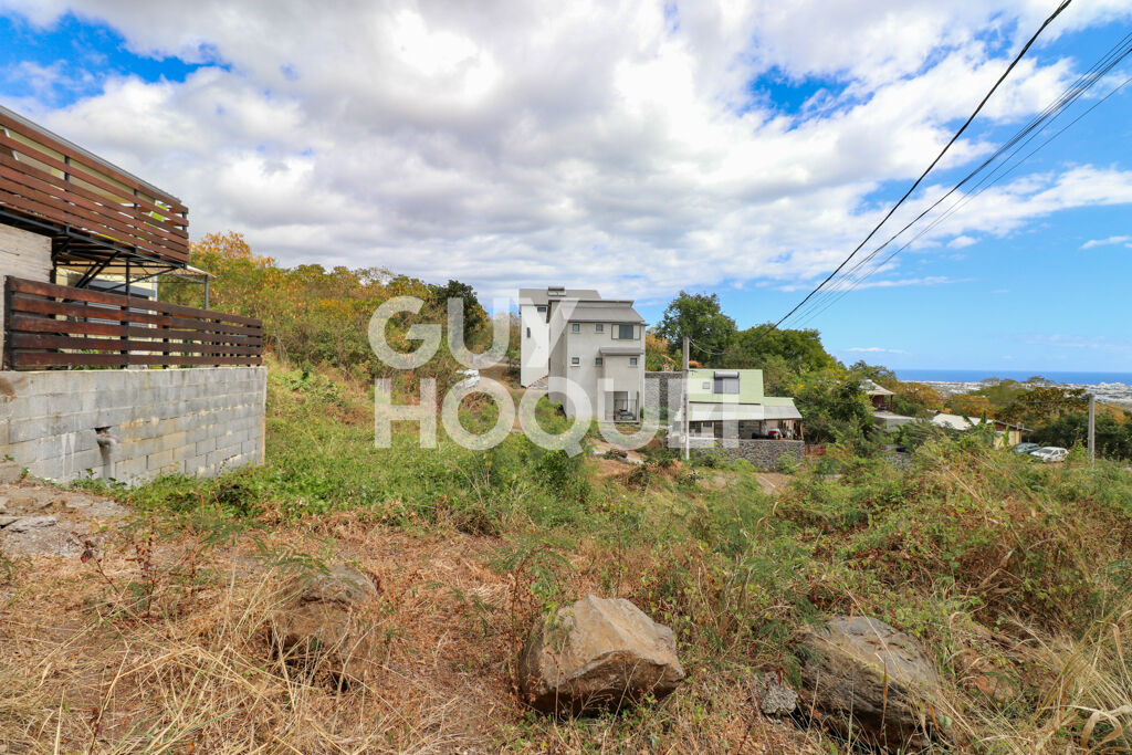 PARCELLE - CALME - 436m2