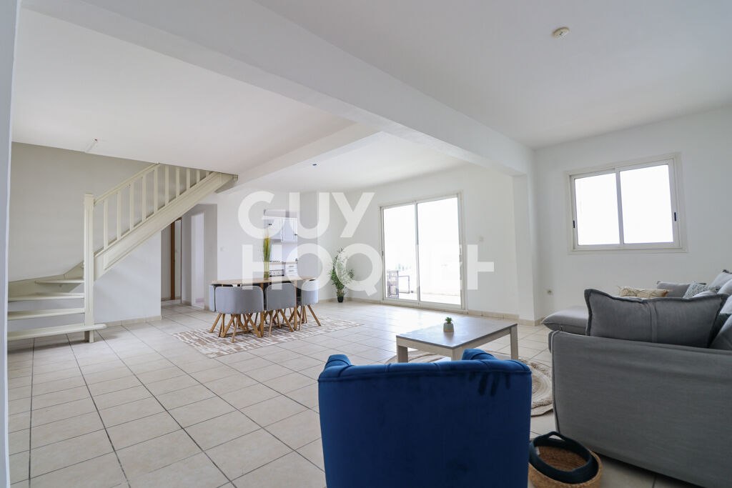 Appartement Sainte Clotilde 5 pièce(s) 151.41 m2