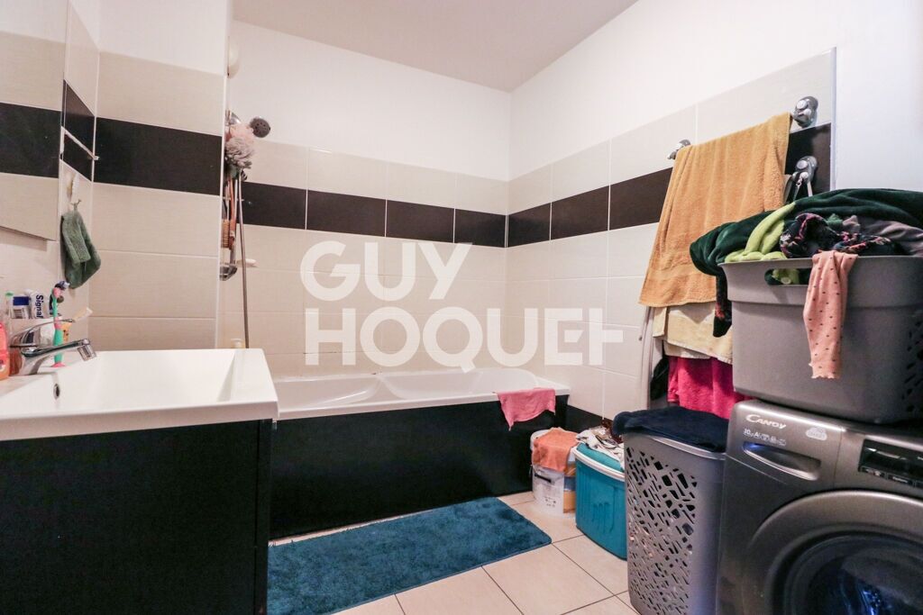 T2 - PROCHE FAC, CLINIQUE ET BLVD SUD