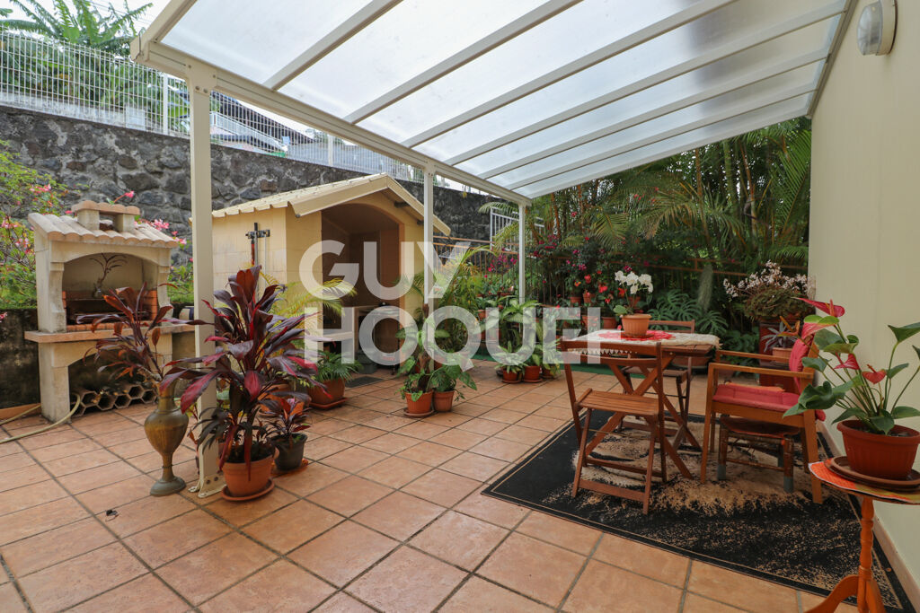 Maison Bois De Nèfles St Denis 153.27 m2