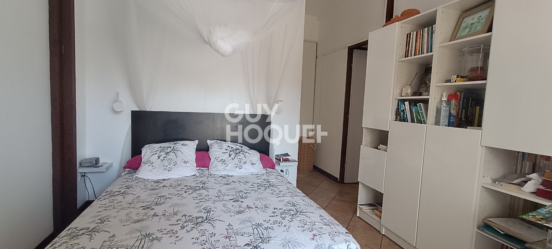 Maison d'exception nichée dans un écrin de verdure au Centre-ville de Saint-Pierre